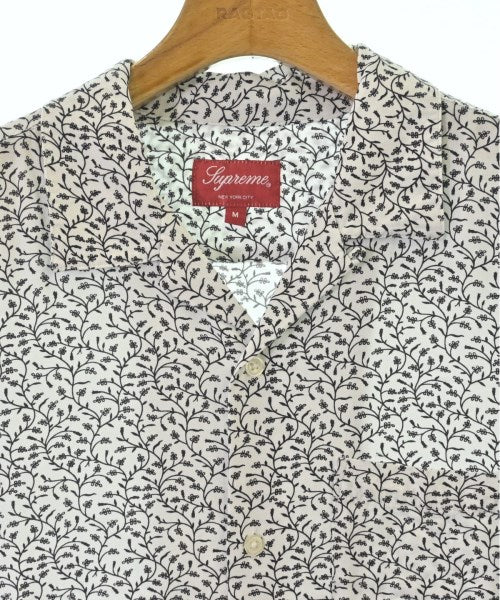Supreme เสื้อลำลอง