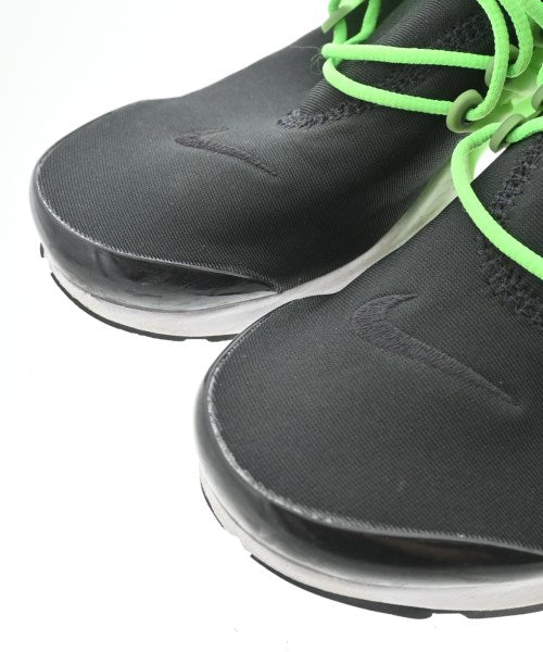 NIKE รองเท้าผ้าใบ