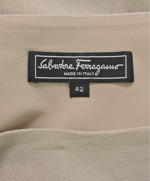 Salvatore Ferragamo กระโปรงยาวถึงเข่า
