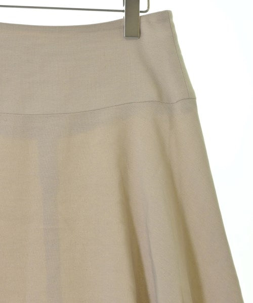Salvatore Ferragamo กระโปรงยาวถึงเข่า