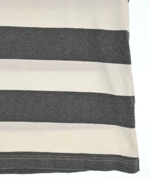 nisica เสื้อยืด/เสื้อท็อปส์
