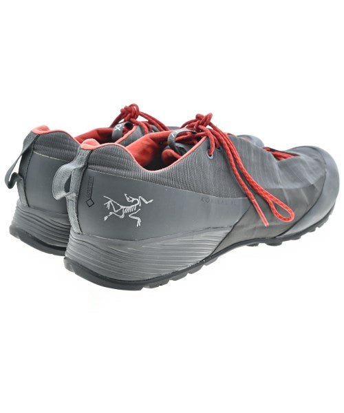 ARC'TERYX รองเท้าผ้าใบ