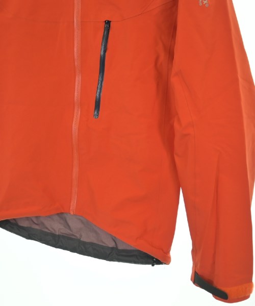 ARC'TERYX เสื้อพาร์กาภูเขา