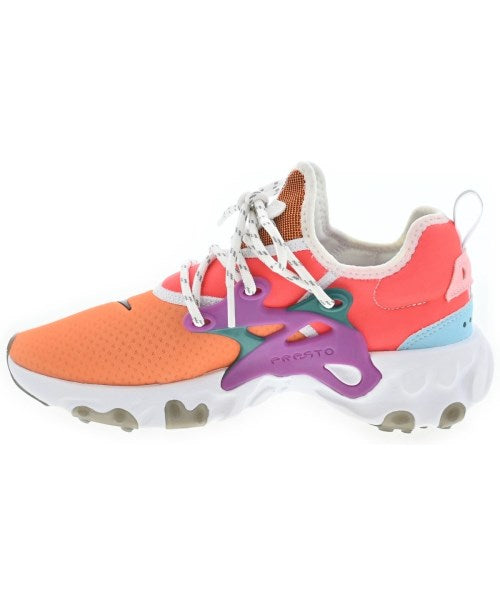 NIKE รองเท้าผ้าใบ
