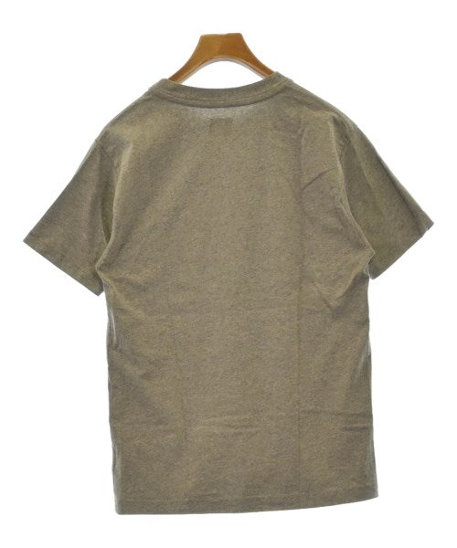 New Balance เสื้อยืด/เสื้อท็อปส์