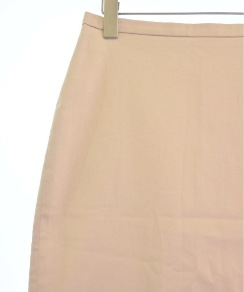 Max Mara กระโปรงยาวถึงเข่า