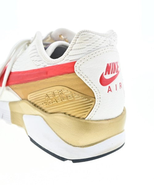 NIKE รองเท้าผ้าใบ