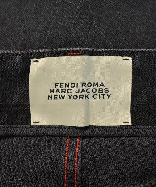 FENDI ยีนส์