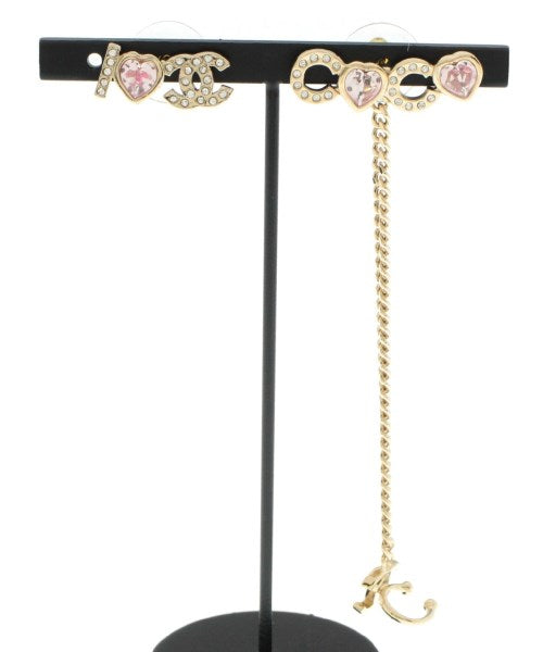 CHANEL เจาะ