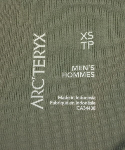 ARC'TERYX เสื้อยืด/เสื้อท็อปส์