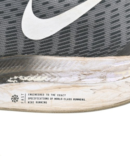 NIKE รองเท้าผ้าใบ