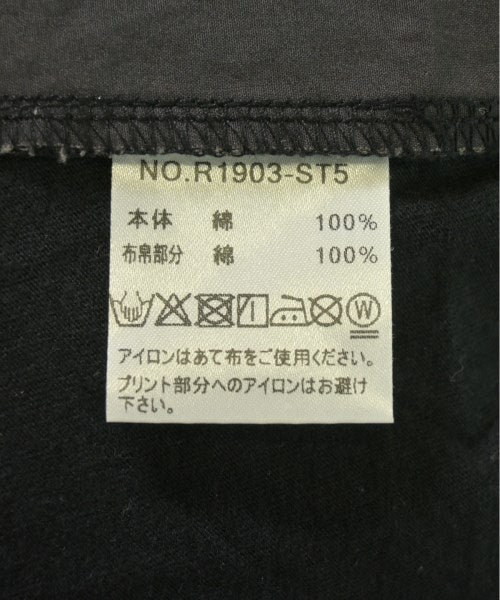 Risley เสื้อยืด/เสื้อท็อปส์