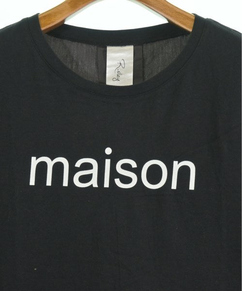 Risley เสื้อยืด/เสื้อท็อปส์