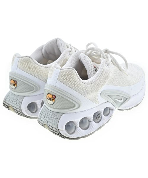 NIKE รองเท้าผ้าใบ
