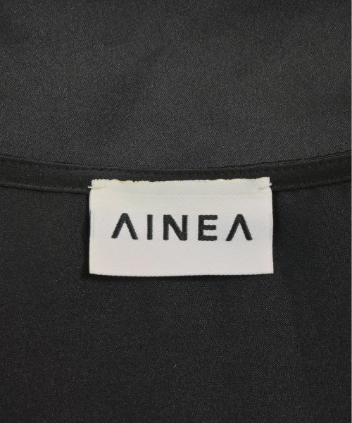 Ainea เสื้อสตรี