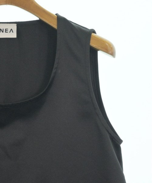 Ainea เสื้อสตรี