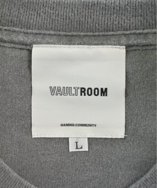 Vaultroom เสื้อยืด/เสื้อท็อปส์