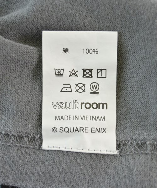 Vaultroom เสื้อยืด/เสื้อท็อปส์
