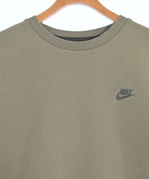 NIKE เสื้อสเวตเตอร์
