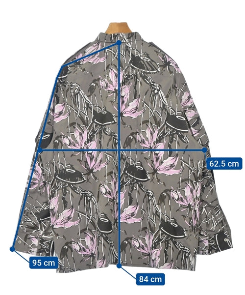 PRADA เสื้อลำลอง