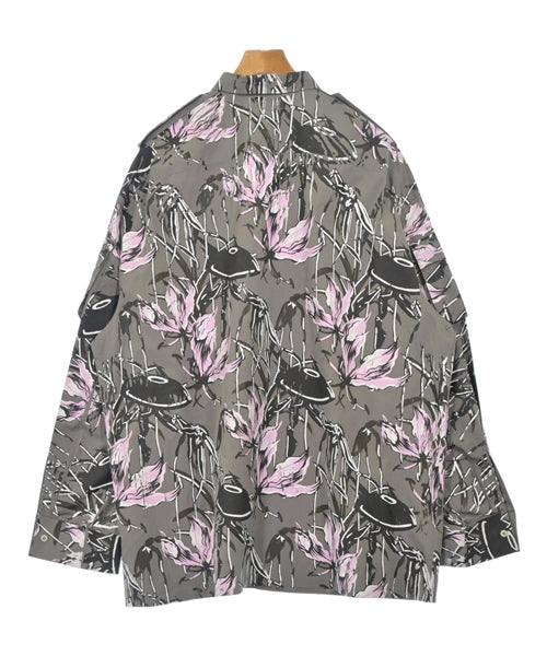 PRADA เสื้อลำลอง