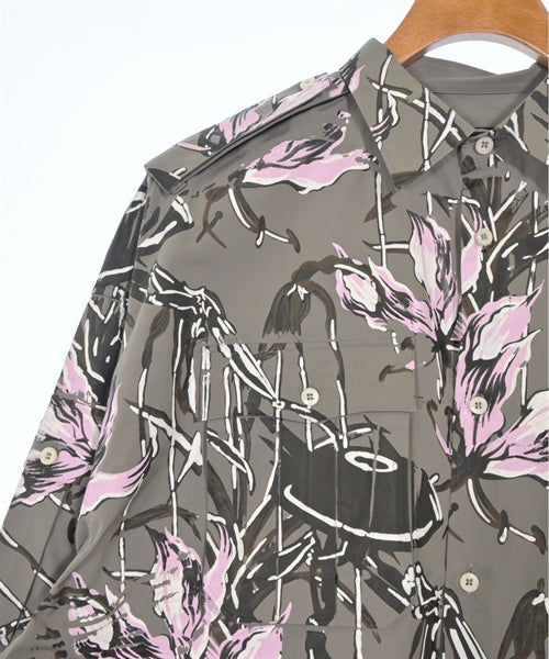 PRADA เสื้อลำลอง