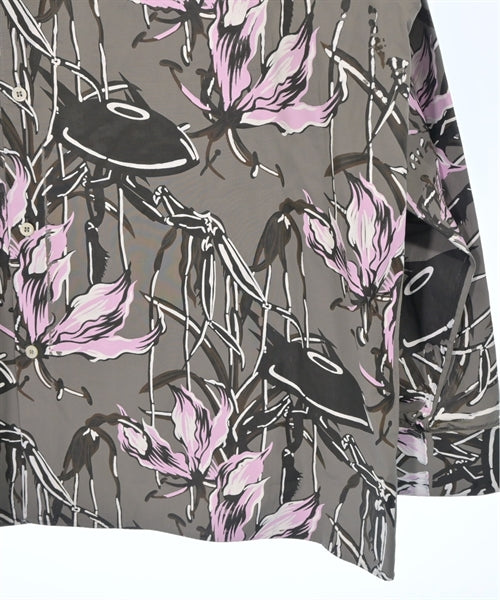 PRADA เสื้อลำลอง