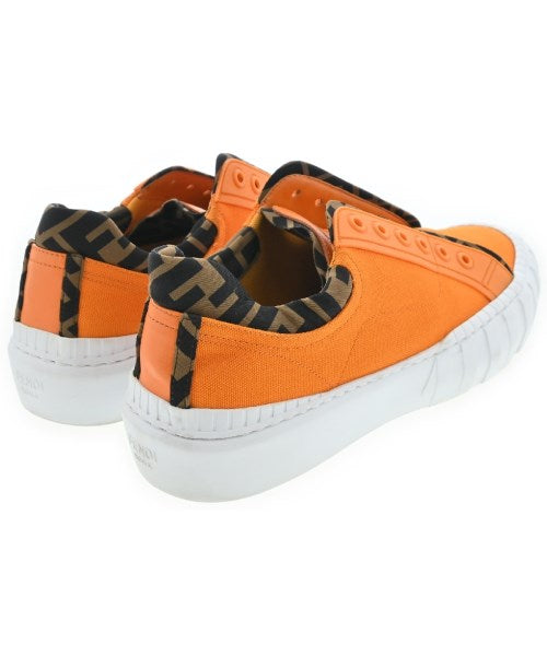 FENDI รองเท้าผ้าใบ
