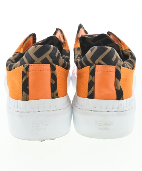 FENDI รองเท้าผ้าใบ
