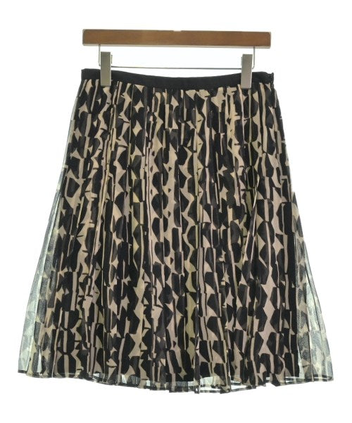 Max Mara กระโปรงยาวถึงเข่า