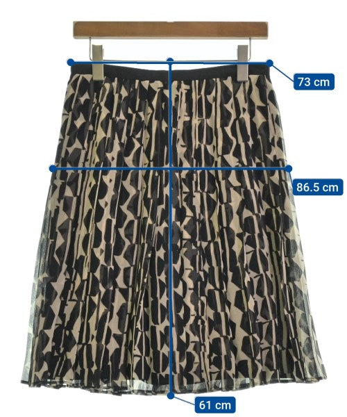 Max Mara กระโปรงยาวถึงเข่า