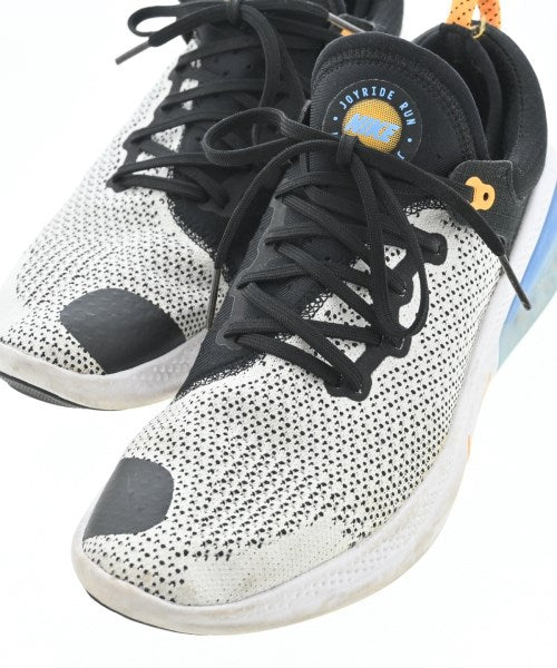 NIKE รองเท้าผ้าใบ