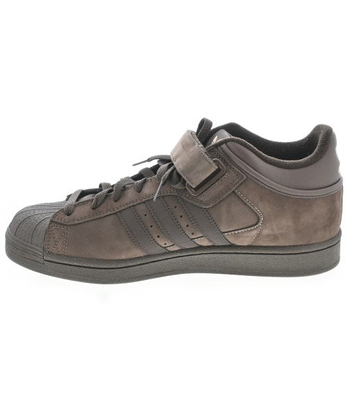 adidas รองเท้าผ้าใบ