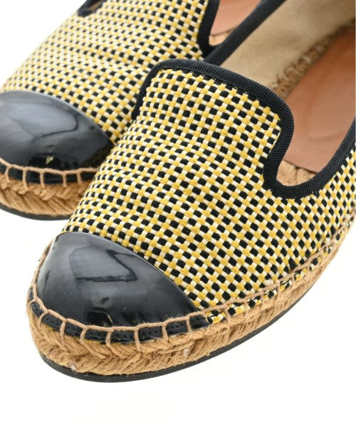FENDI รองเท้าพื้นเชือกสาน