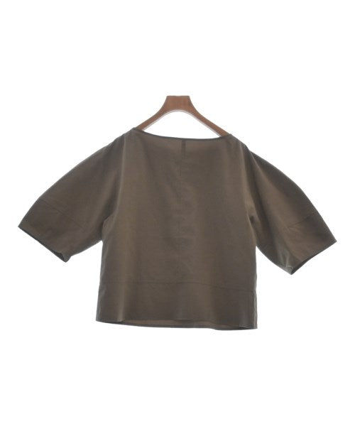 C+ เสื้อสตรี