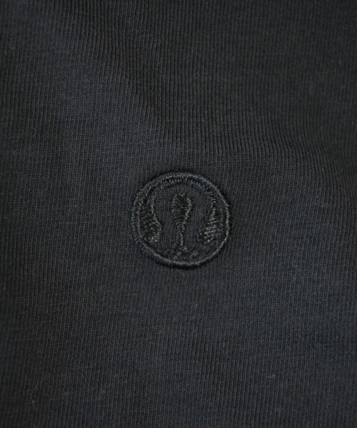 lululemon เสื้อยืด/เสื้อท็อปส์
