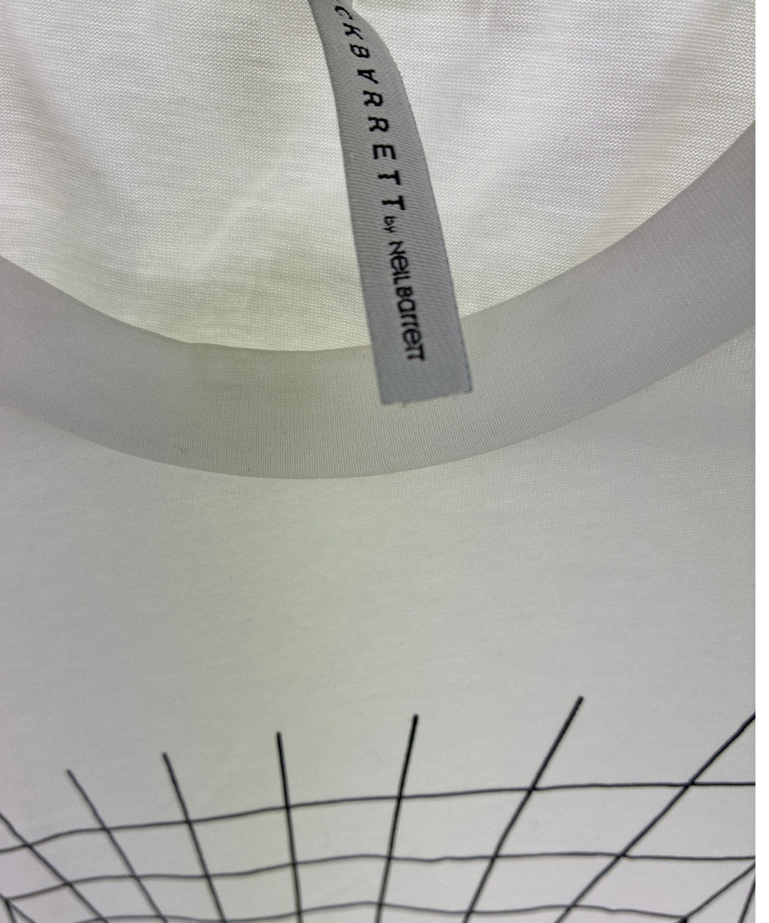 Blackbarrett by Neil Barrett เสื้อกันหนาว