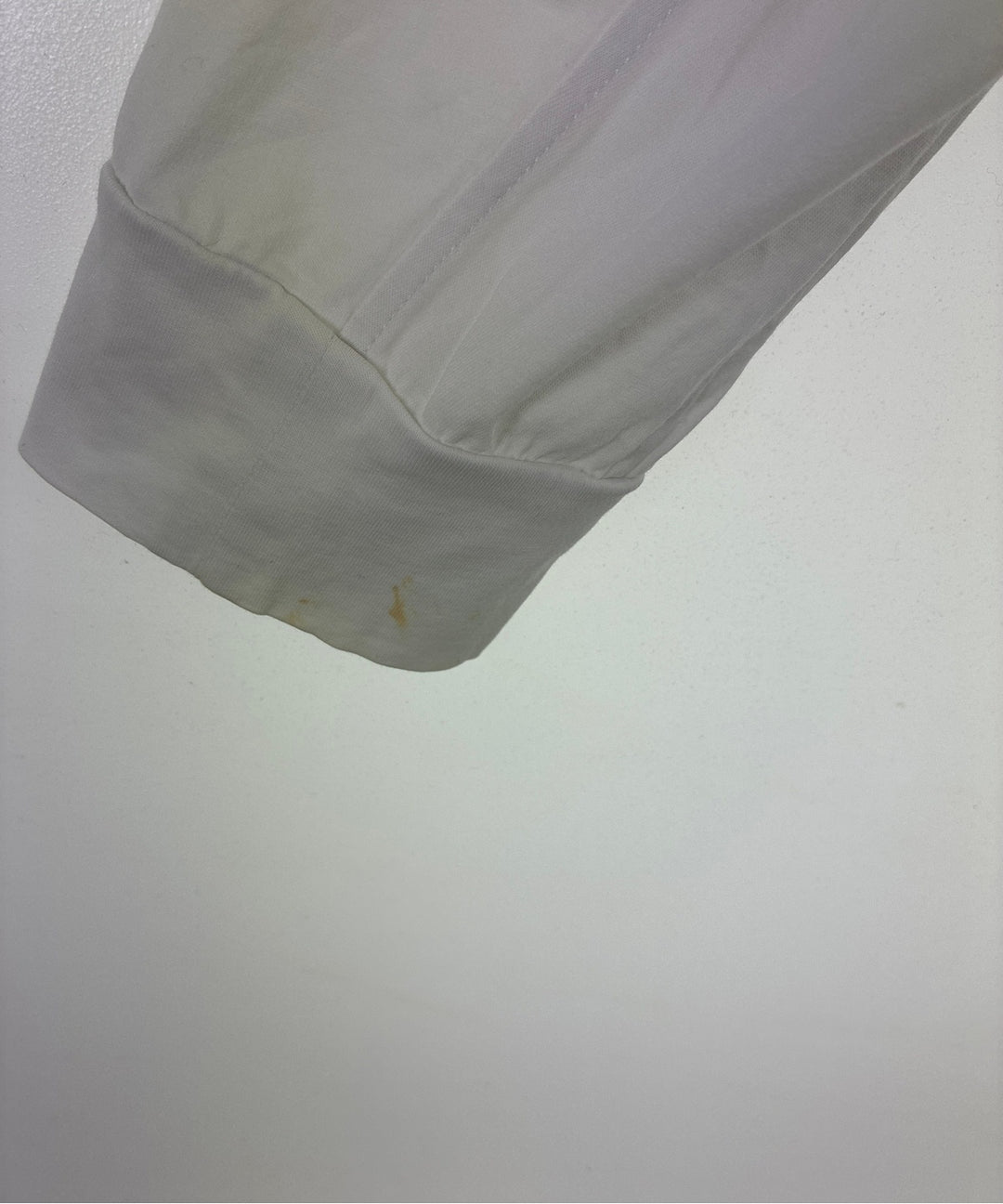 Blackbarrett by Neil Barrett เสื้อกันหนาว