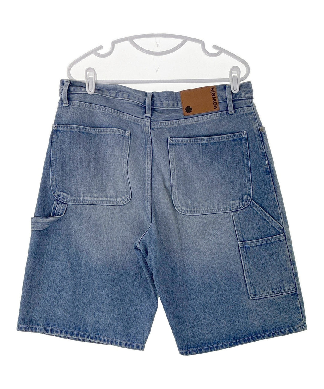 vowels ยีนส์