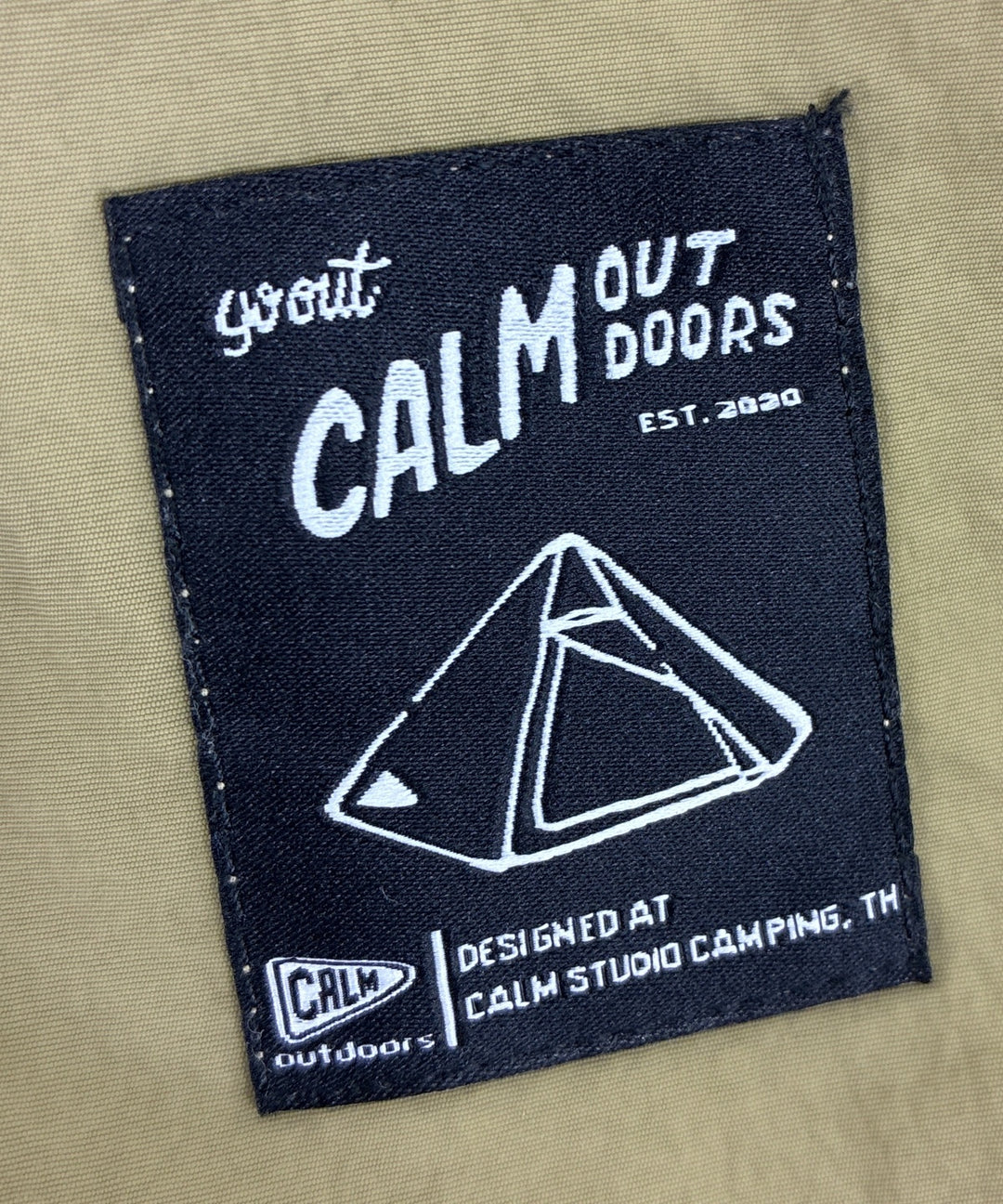 CALM กางเกงขาสั้น