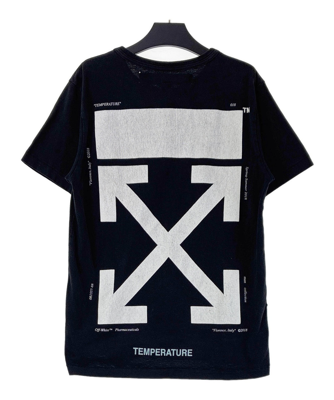 OFF-WHITE เสื้อยืด/เสื้อท็อปส์