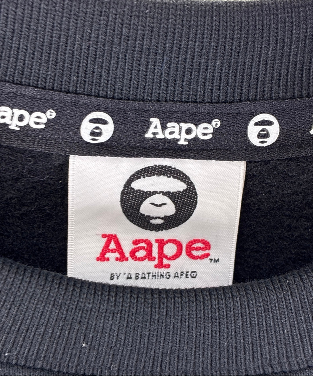 AAPE BY A BATHING APE เสื้อสเวตเตอร์