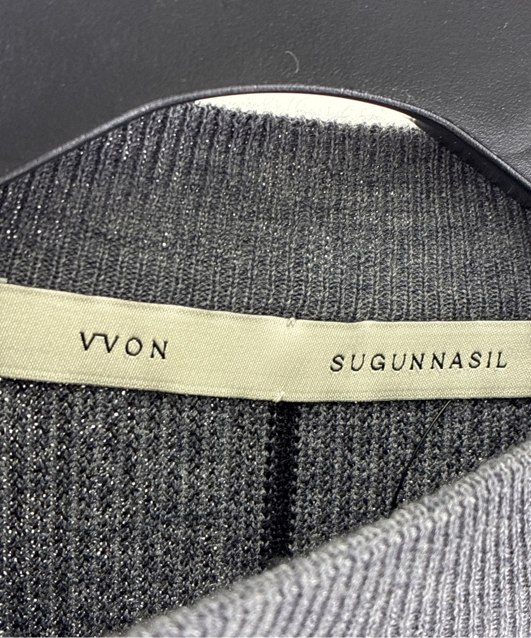 VVON SUGUNNASIL เสื้อกันหนาว