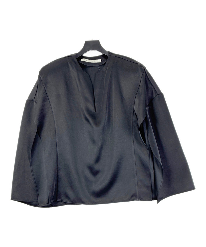 VVON SUGUNNASIL เสื้อปอนโช