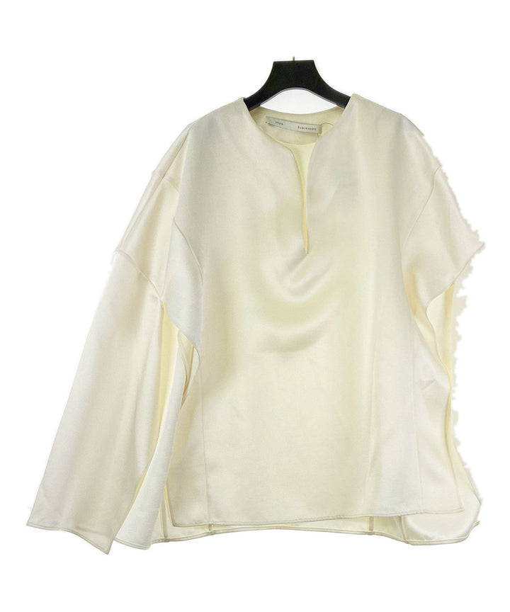 VVON SUGUNNASIL เสื้อปอนโช
