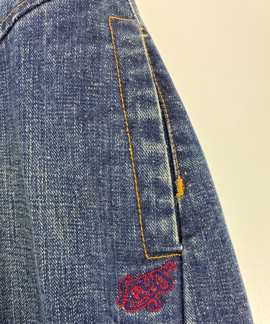 Levi's RED ยีนส์