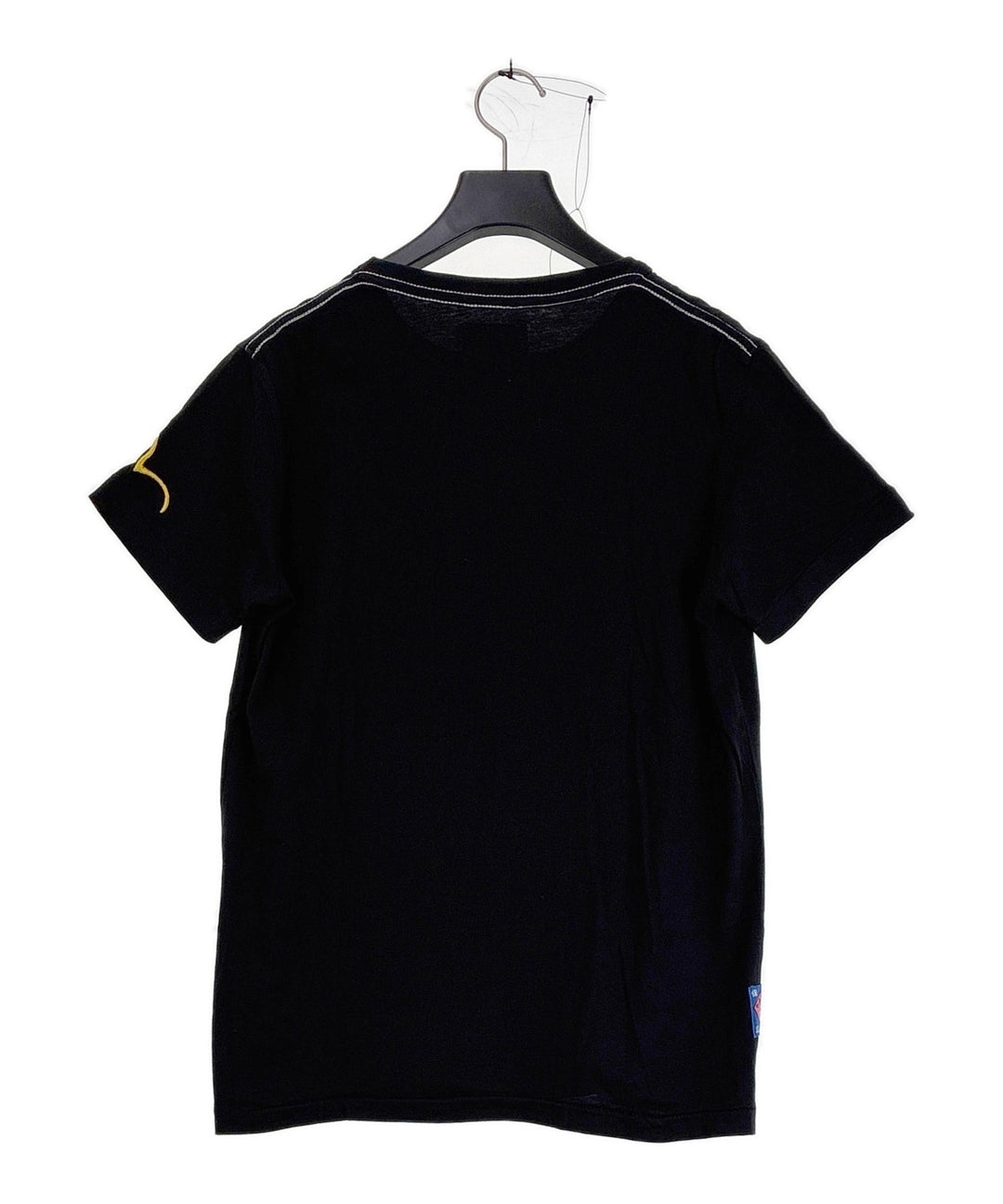 EVISU เสื้อยืด/เสื้อท็อปส์