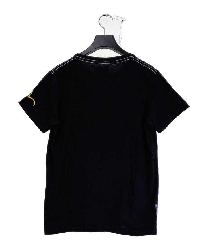 EVISU เสื้อยืด/เสื้อท็อปส์