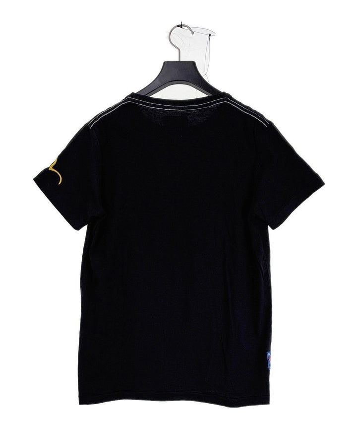 EVISU เสื้อยืด/เสื้อท็อปส์
