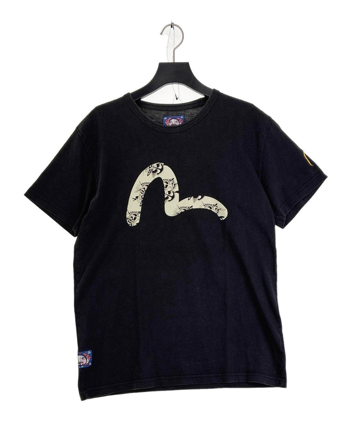 EVISU เสื้อยืด/เสื้อท็อปส์